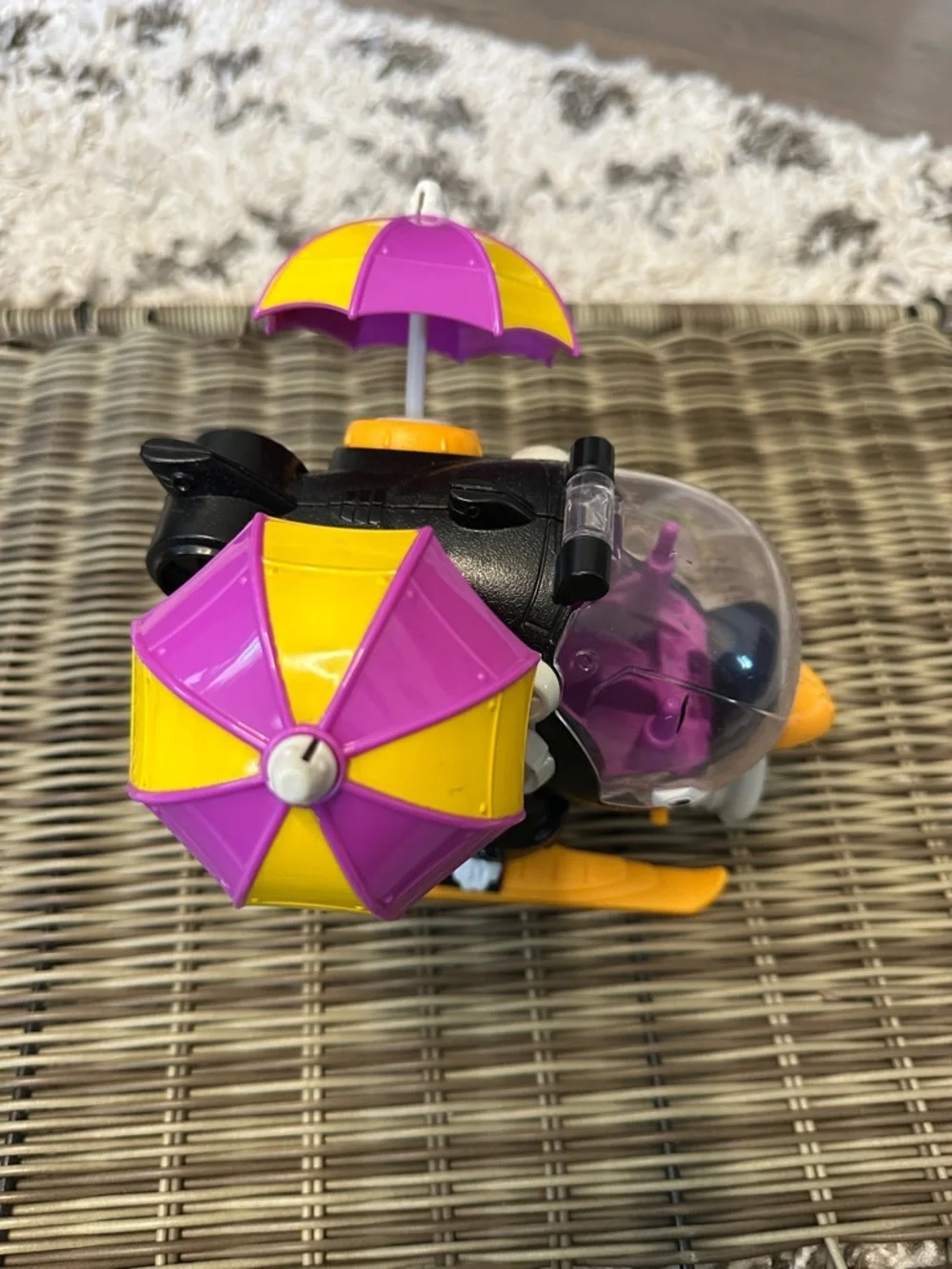 Imaginext DC Super Friends Penguin W. Copter Helicopter